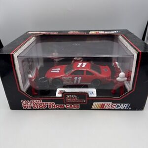 1992 Racing Champions NASCAR 1:24 Scale Pit Stop Showcase #11 Bill Elliott